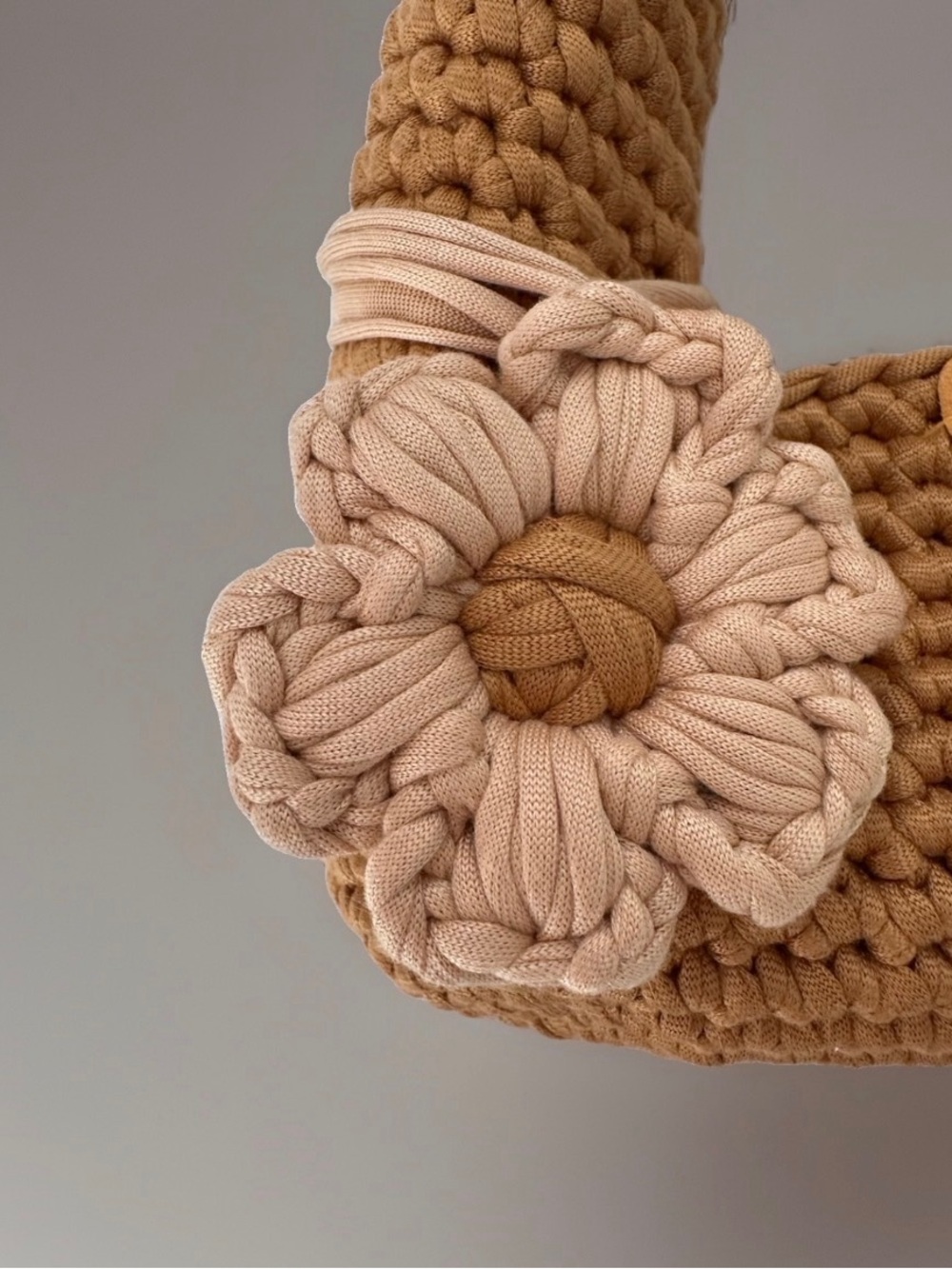 Handmade Brown & Cream Crochet Flower Hand Bag - Picture 6 of 8